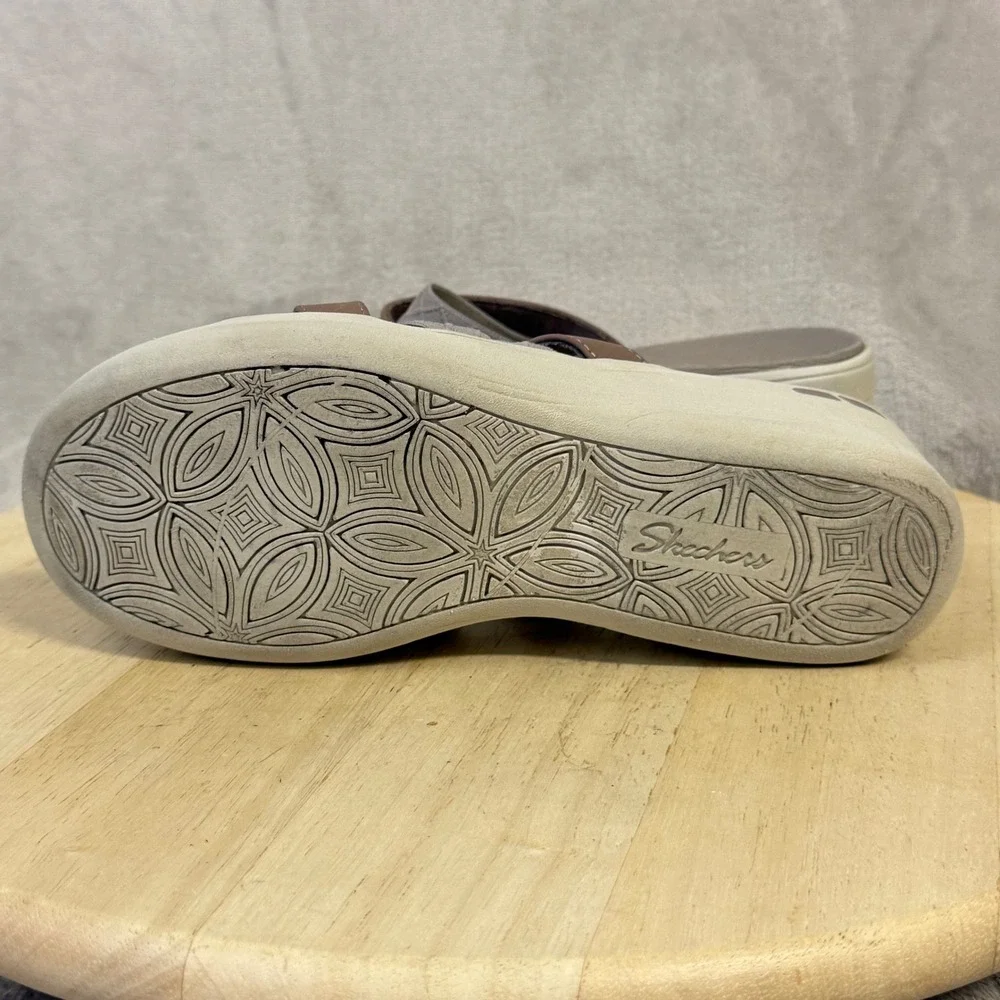 Skechers luxe foam